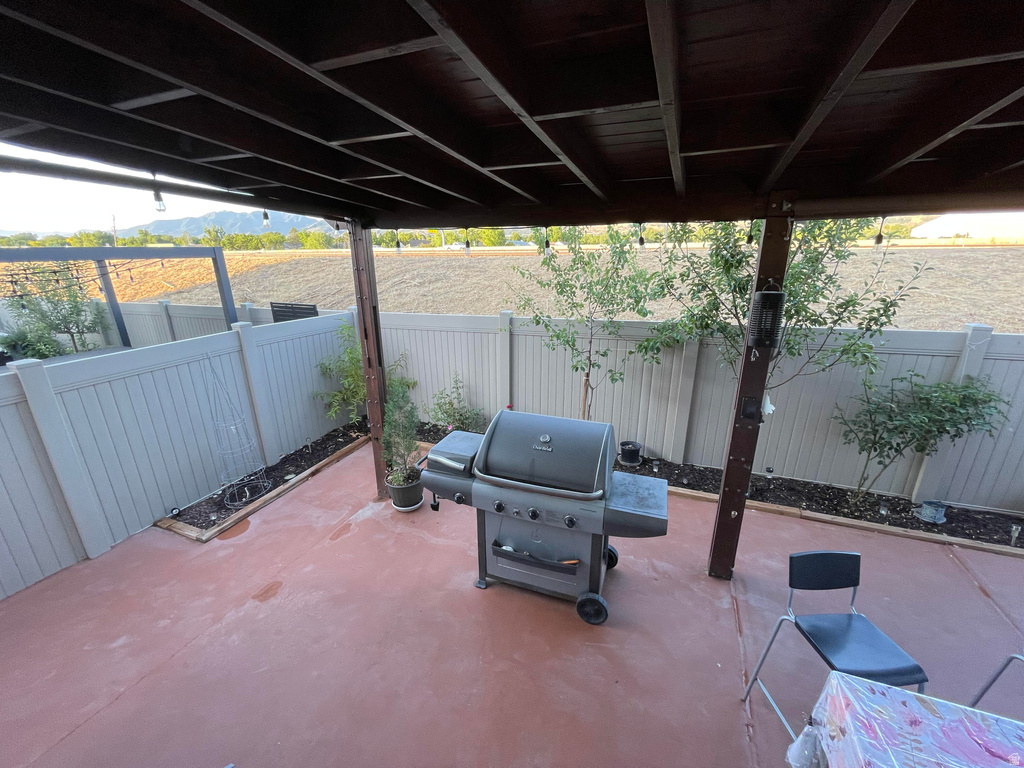 394 W PARKWAY DR Kaysville, UT 84037