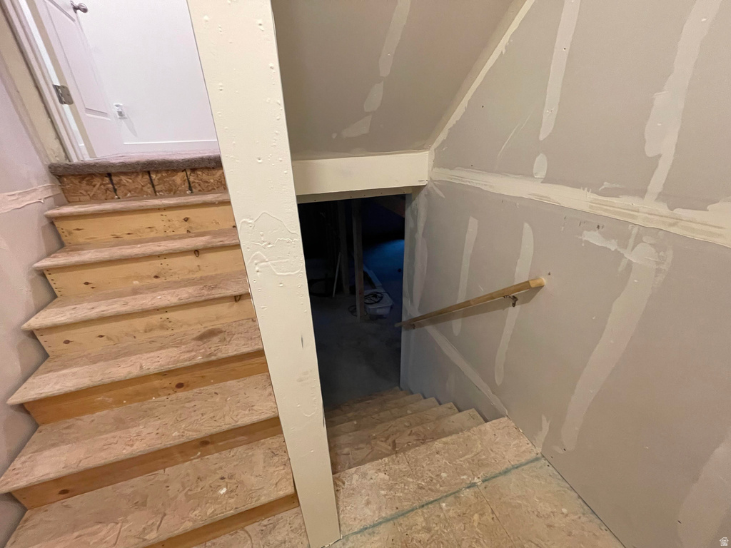 394 W PARKWAY DR Kaysville, UT 84037