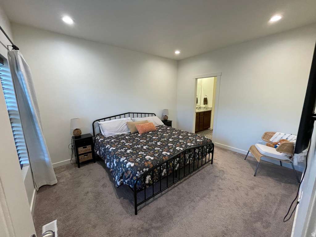 394 W PARKWAY DR Kaysville, UT 84037