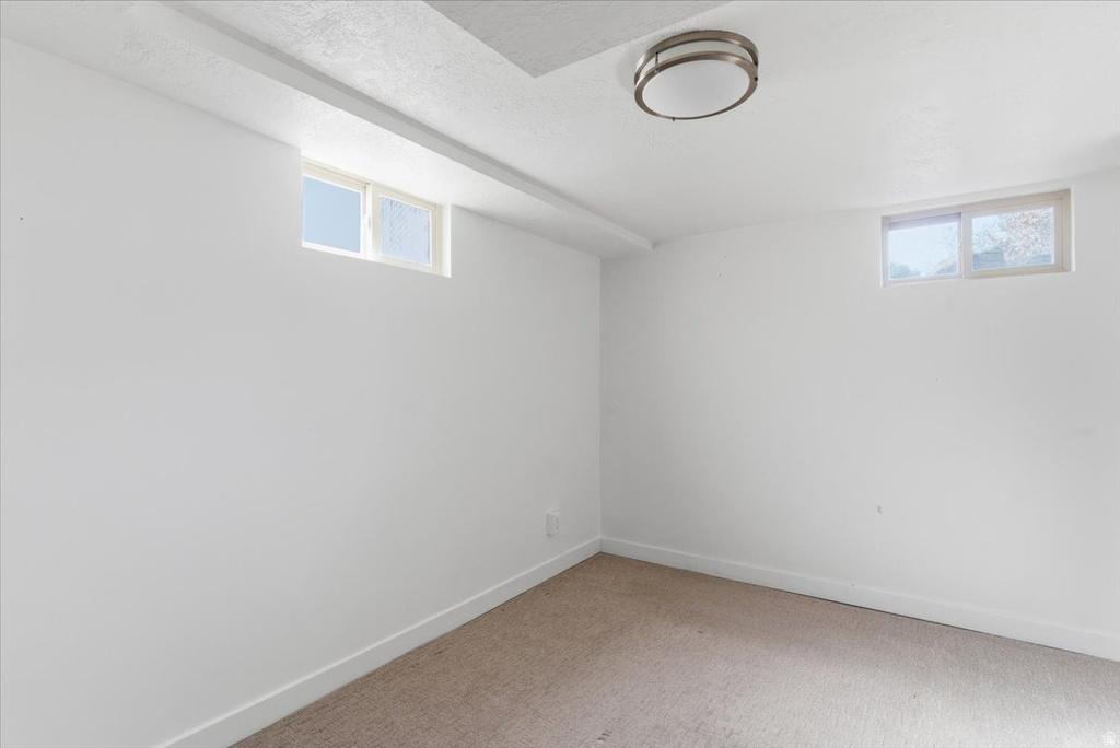 4245 S 675 E South Ogden, UT 84403