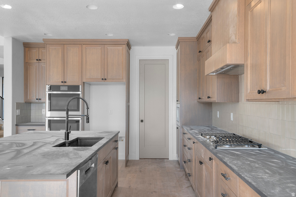 34 S PRESTON ST Kaysville, UT 84037