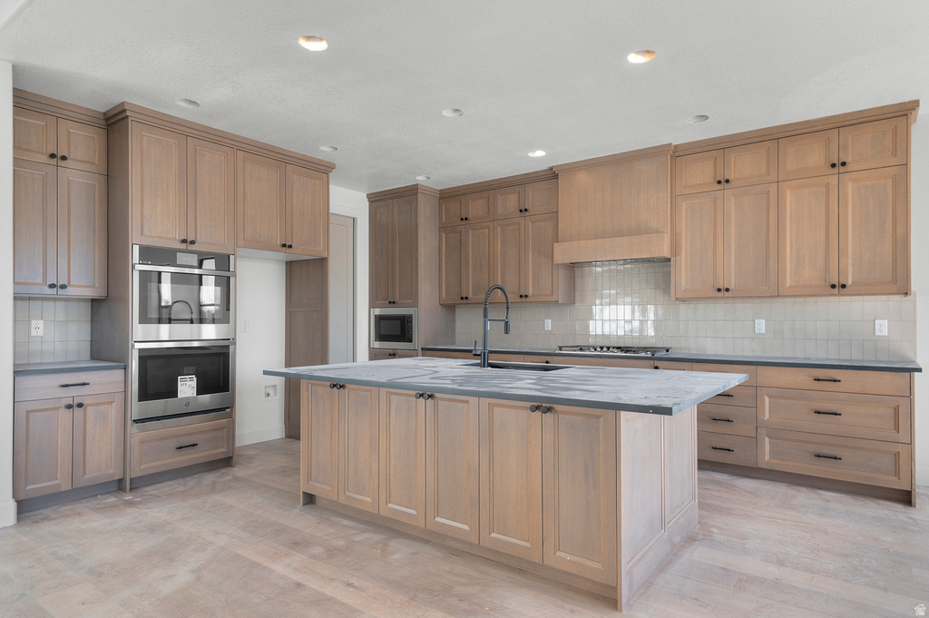 34 S PRESTON ST Kaysville, UT 84037