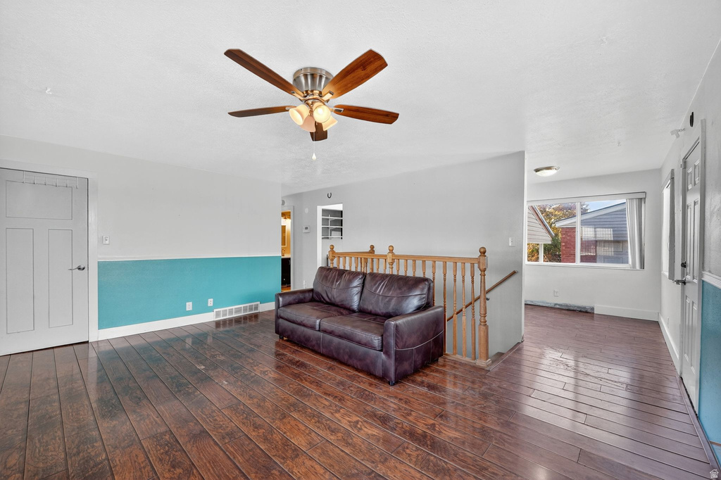 5888 S SAGEWOOD Murray, UT 84107