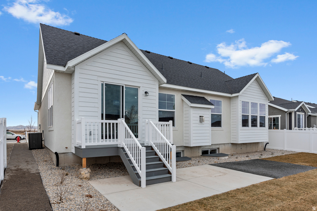 692 W JUNEGRASS LN Stansbury Park, UT 84074