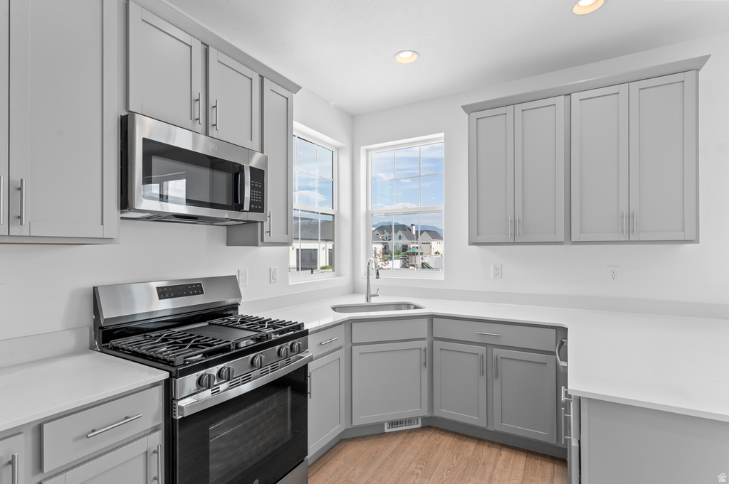 1029 W SPARROW WAY Stansbury Park, UT 84074