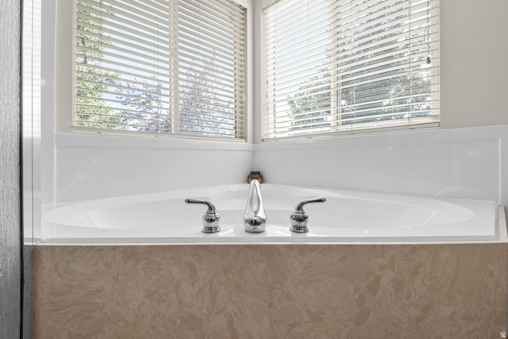 5335 W 5500 S Hooper, UT 84315