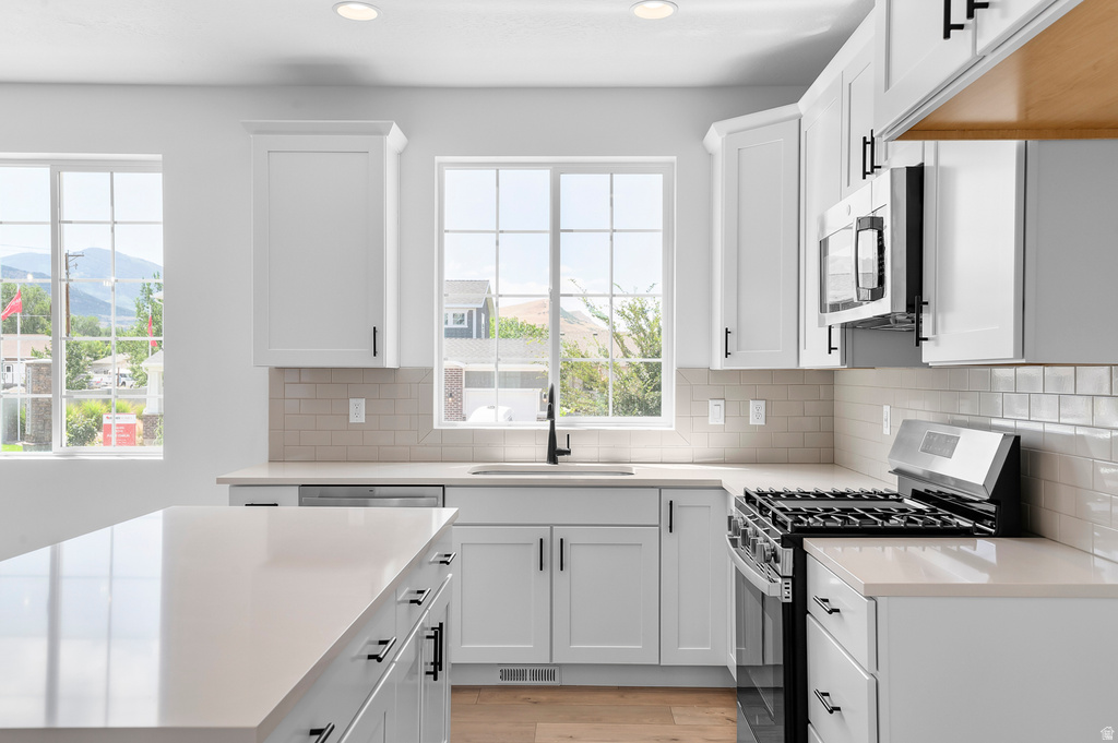 7816 W 2820 S Magna, UT 84044