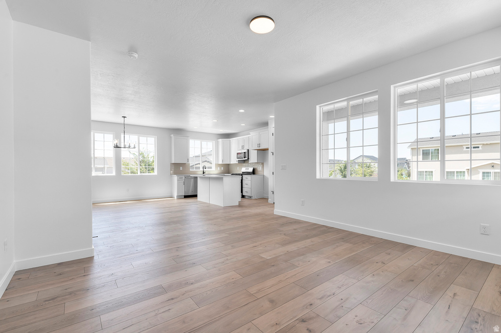 7816 W 2820 S Magna, UT 84044