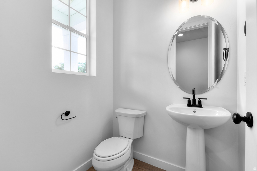 7816 W 2820 S Magna, UT 84044