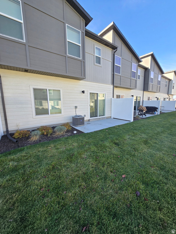 211 W 3150 S Nibley, UT 84321