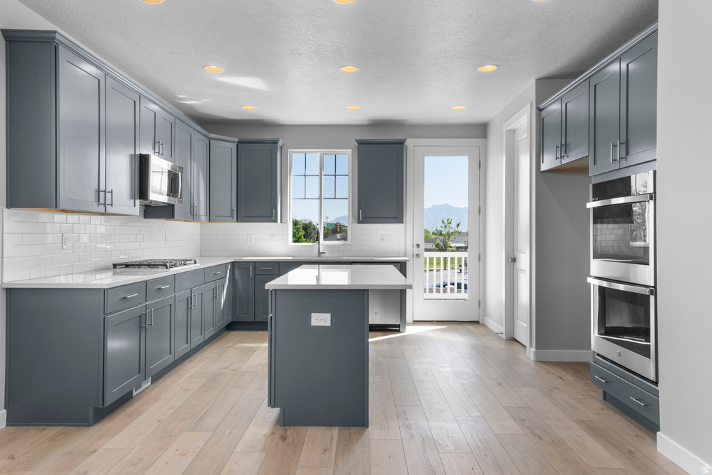 3622 W HARVEST GOLD WAY Riverton, UT 84065