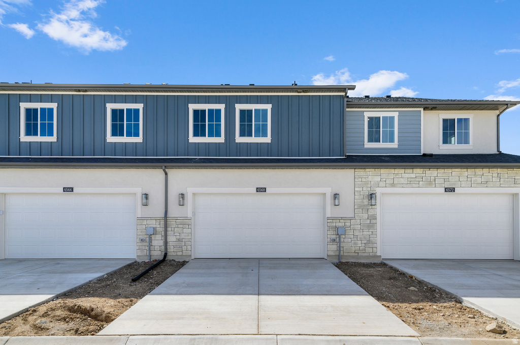 6568 W RAYNOLDS PEAK WAY West Jordan, UT 84081