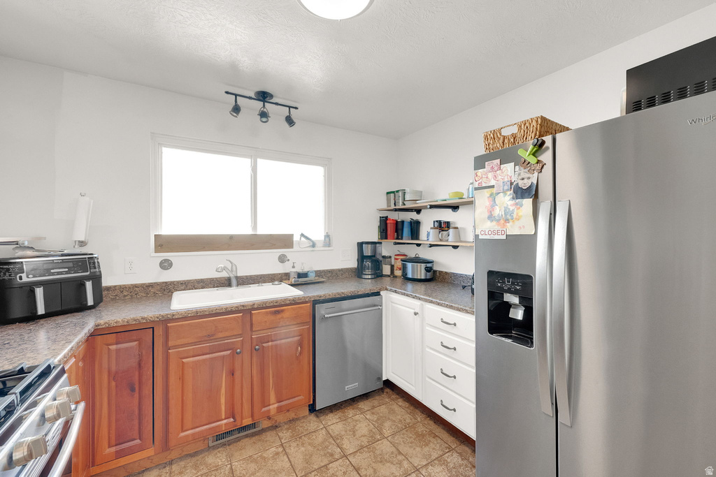 4218 W 5050 S Roy, UT 84067