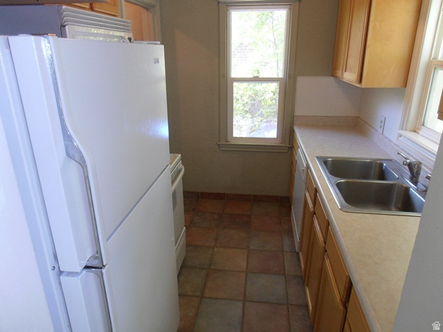 810 BRYAN AVE Salt Lake City, UT 84105