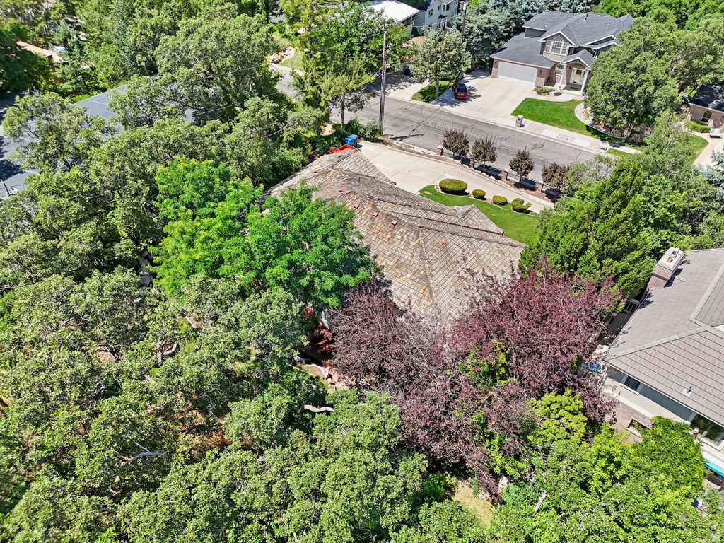 889 E BEN LOMOND AVE South Ogden, UT 84403