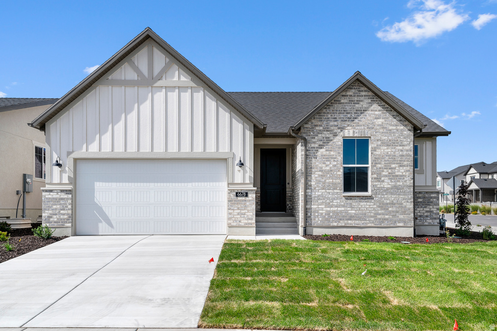 6678 W Broad Stem Way