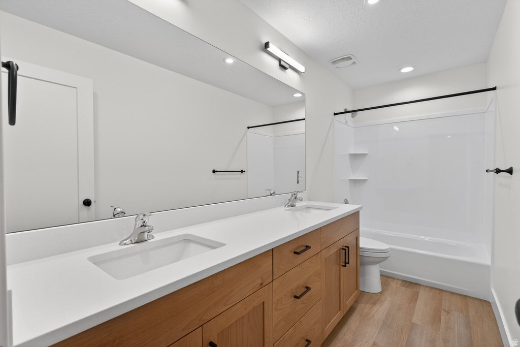 295 E 300 S Santaquin, UT 84655