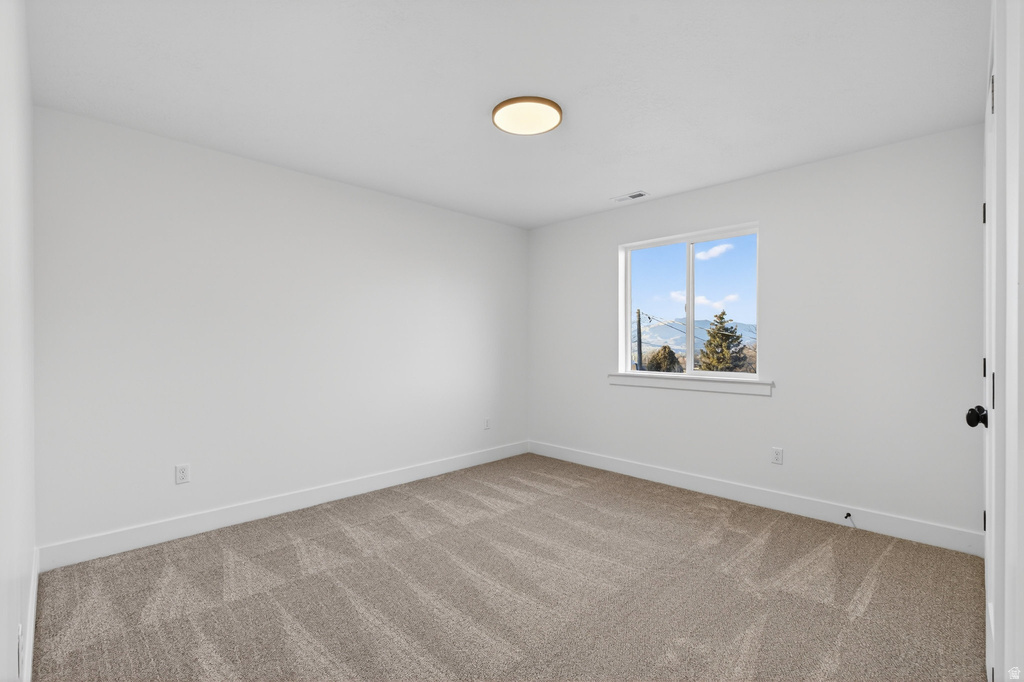 295 E 300 S Santaquin, UT 84655