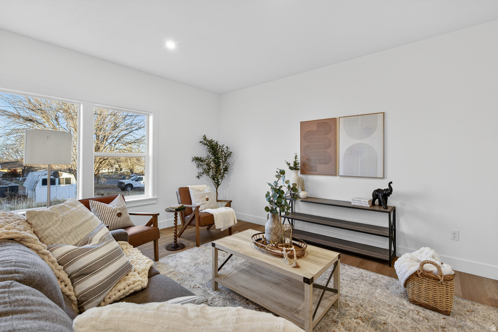 295 E 300 S Santaquin, UT 84655