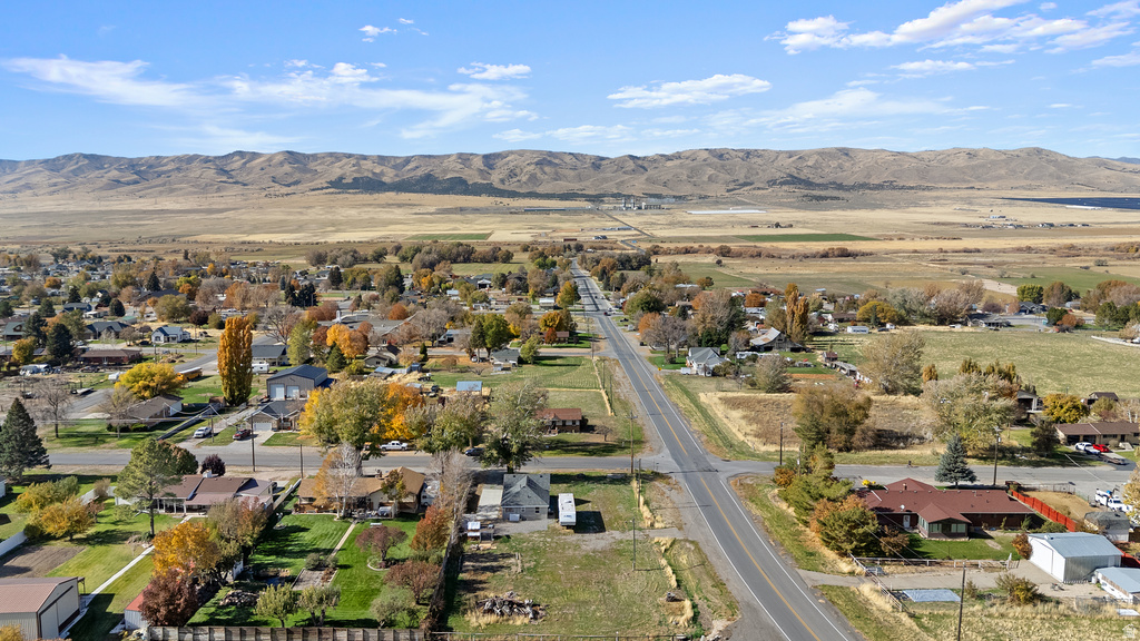 180 N 200 E Mona, UT 84645