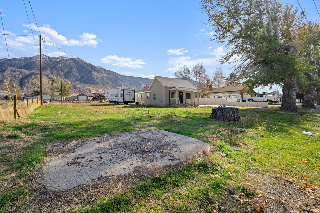 180 N 200 E Mona, UT 84645