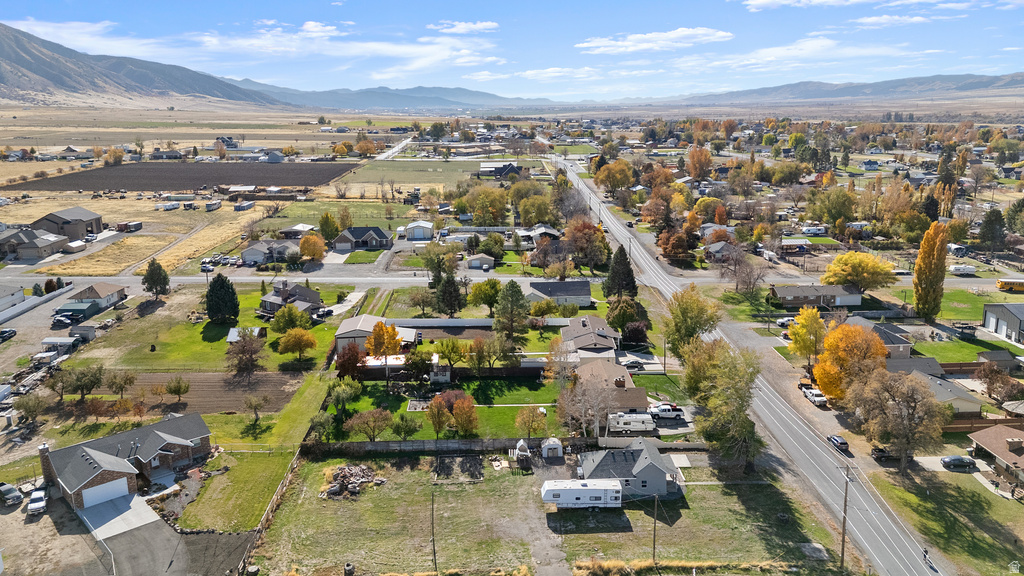 180 N 200 E Mona, UT 84645