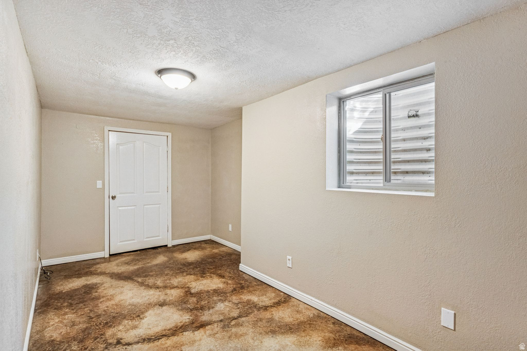 664 N 300 E Kaysville, UT 84037