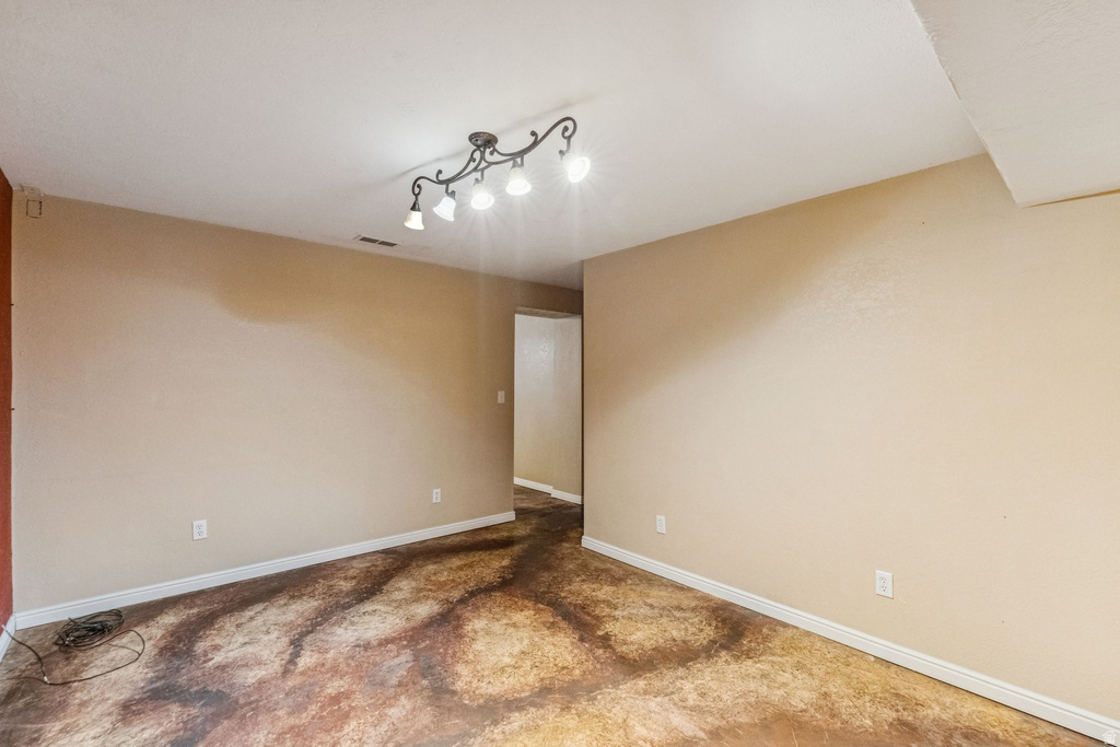 664 N 300 E Kaysville, UT 84037