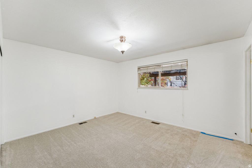 664 N 300 E Kaysville, UT 84037