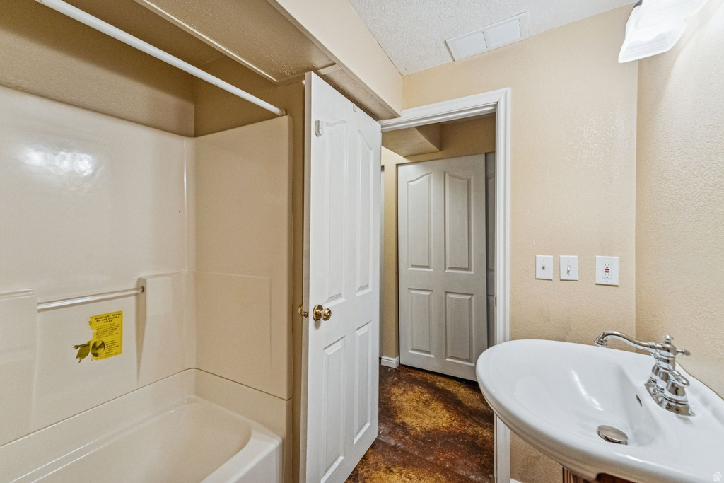 664 N 300 E Kaysville, UT 84037