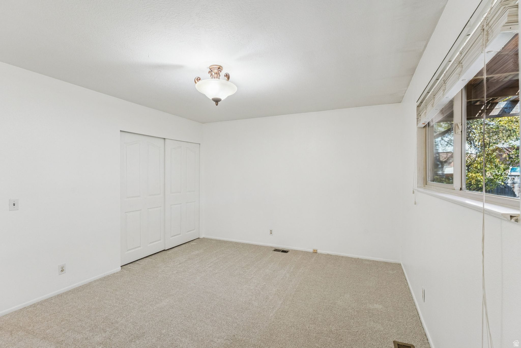 664 N 300 E Kaysville, UT 84037