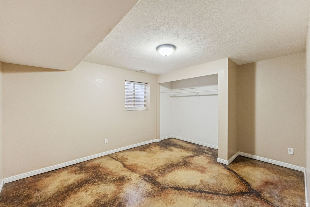 664 N 300 E Kaysville, UT 84037