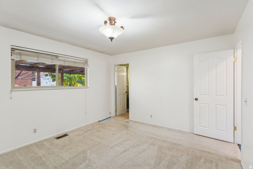 664 N 300 E Kaysville, UT 84037