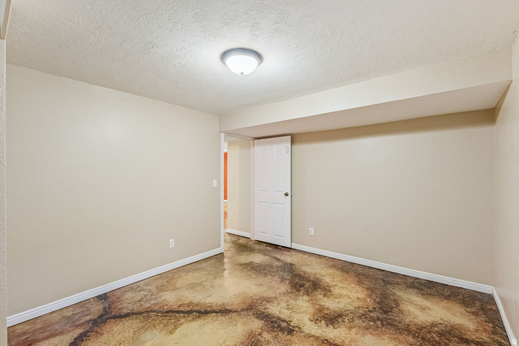 664 N 300 E Kaysville, UT 84037