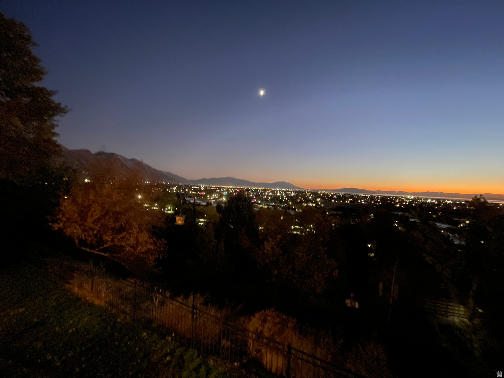 1643  MOUNTAIN OAKS DR Orem, UT 84097