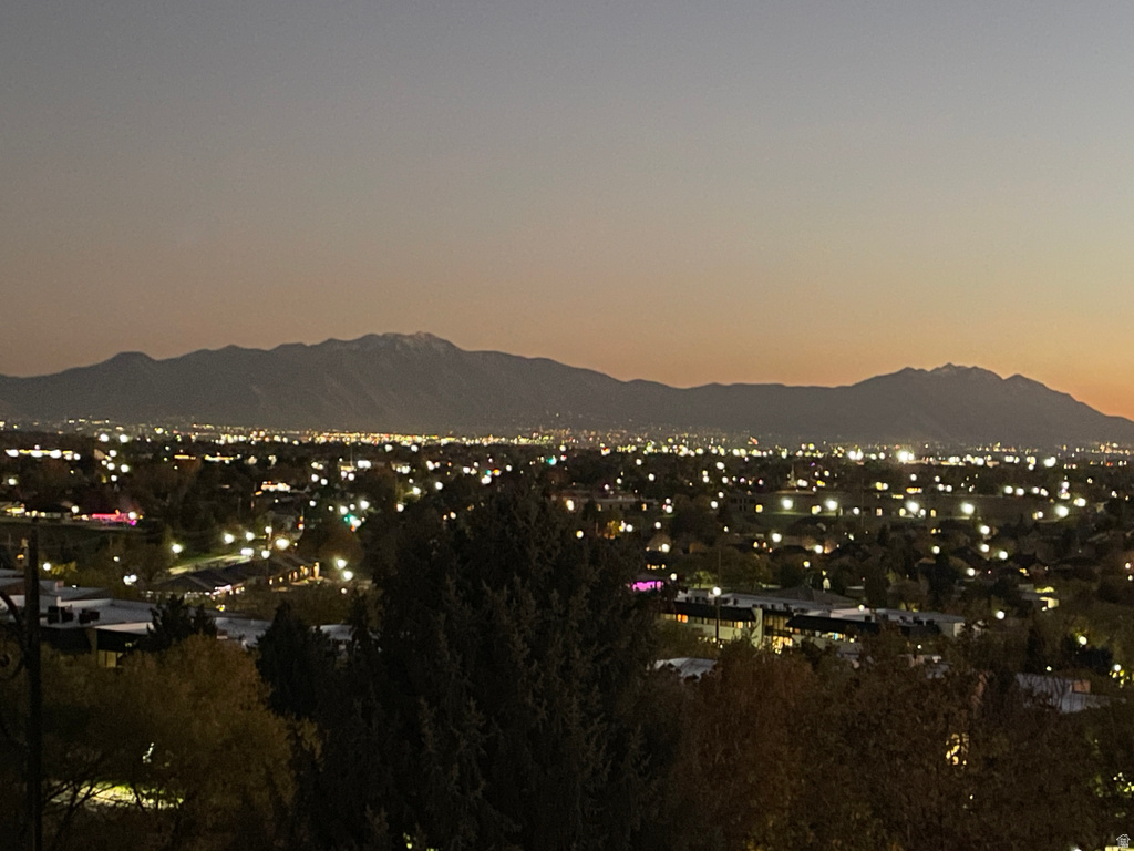 1643  MOUNTAIN OAKS DR Orem, UT 84097