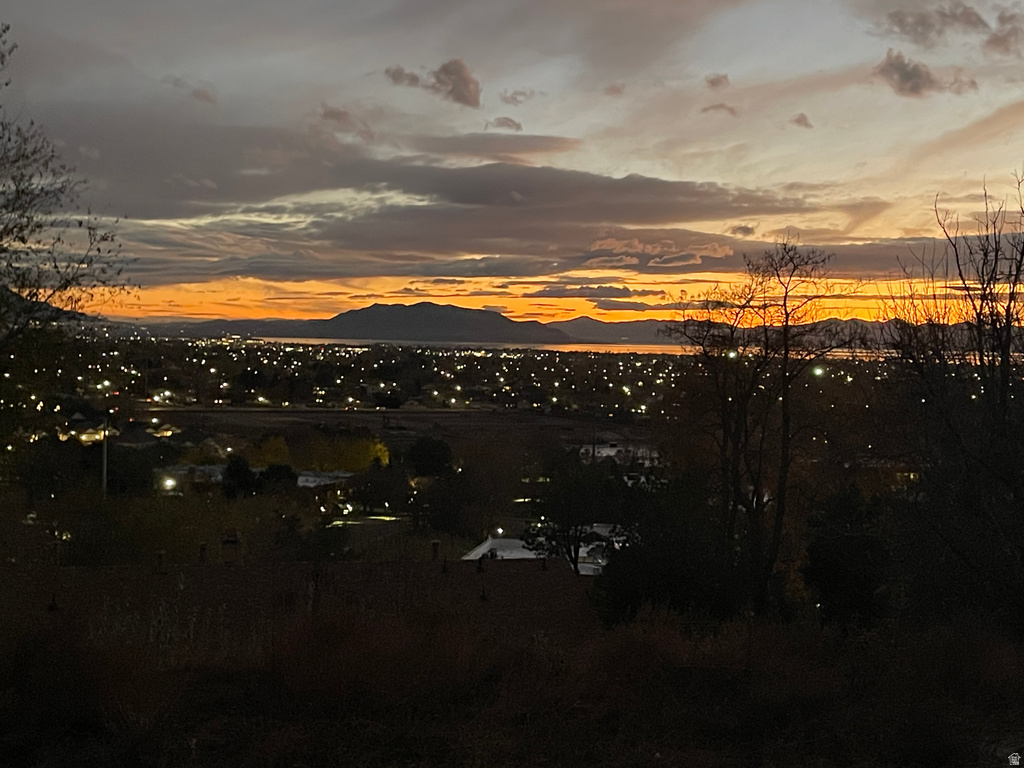 1643  MOUNTAIN OAKS DR Orem, UT 84097