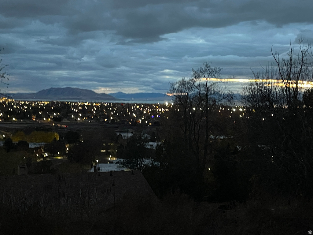 1643  MOUNTAIN OAKS DR Orem, UT 84097