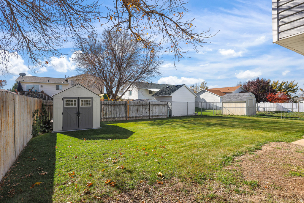 2835 W 4200 S Roy, UT 84067