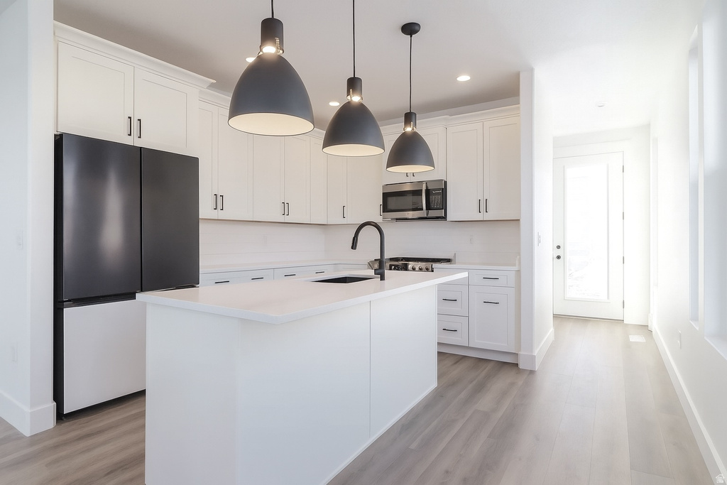 6831 W MEADOW GRASS DR South Jordan, UT 84009