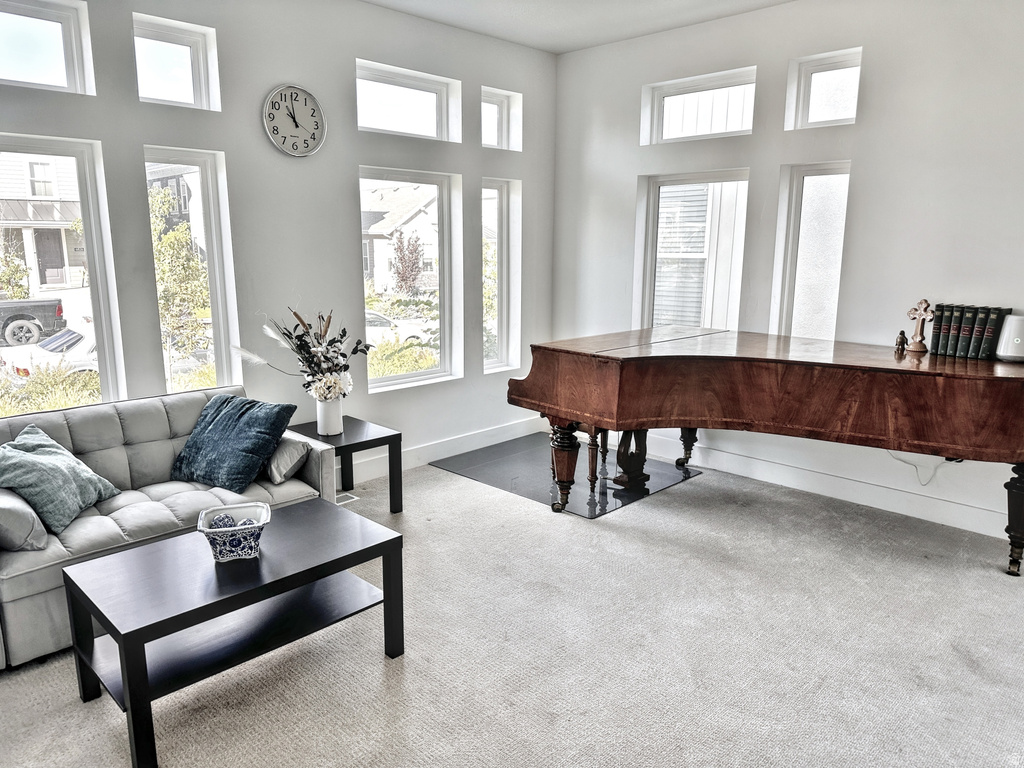 6831 W MEADOW GRASS DR South Jordan, UT 84009