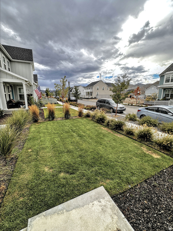 6831 W MEADOW GRASS DR South Jordan, UT 84009