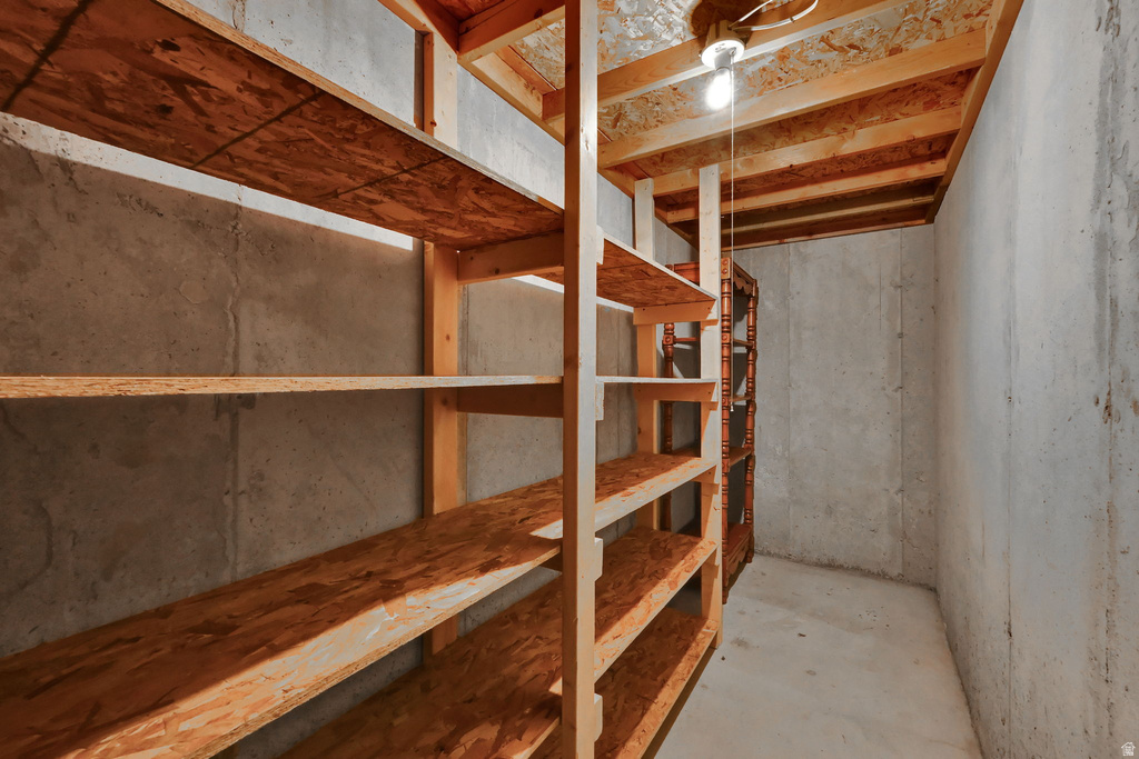 1552 N 200 W Bountiful, UT 84010