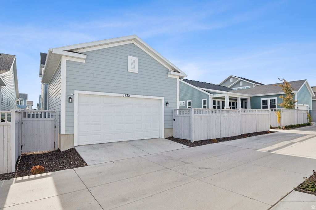 6932 W DOCKSIDER DR South Jordan, UT 84009