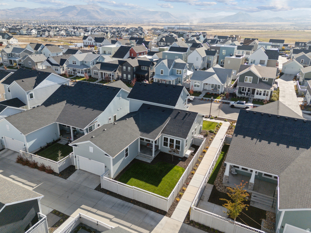 6932 W DOCKSIDER DR South Jordan, UT 84009