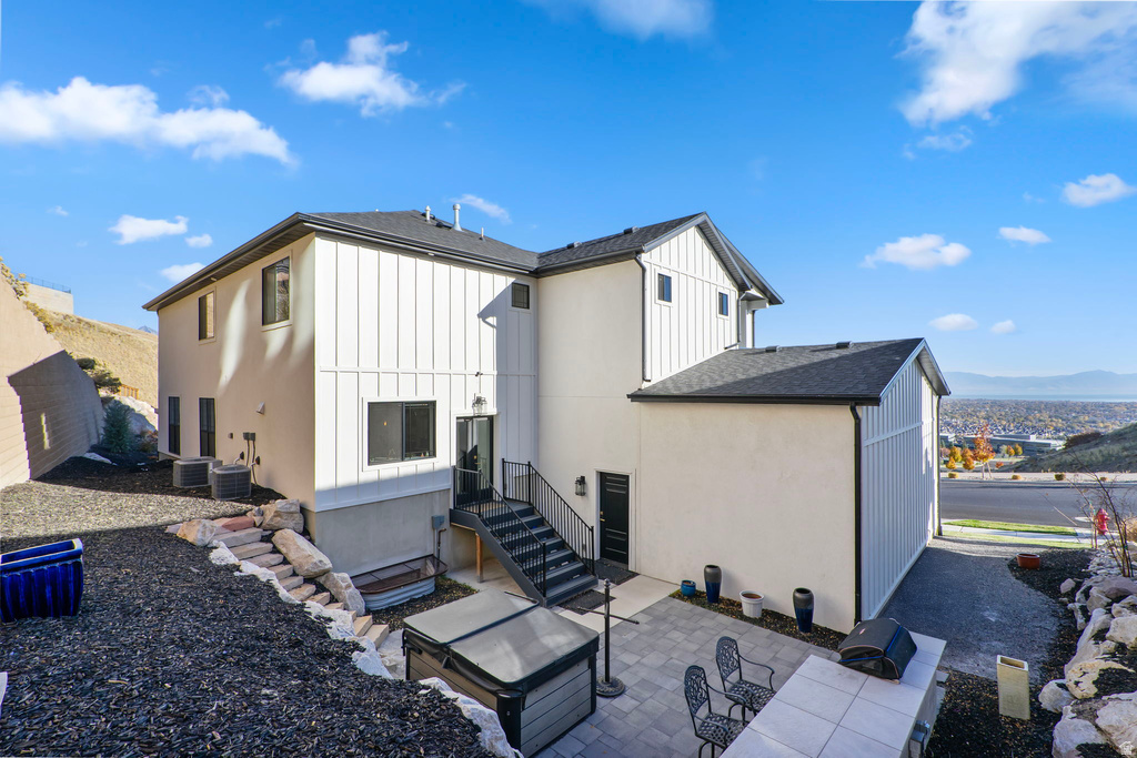 1320 W SUMMER VIEW DR Lehi, UT 84043