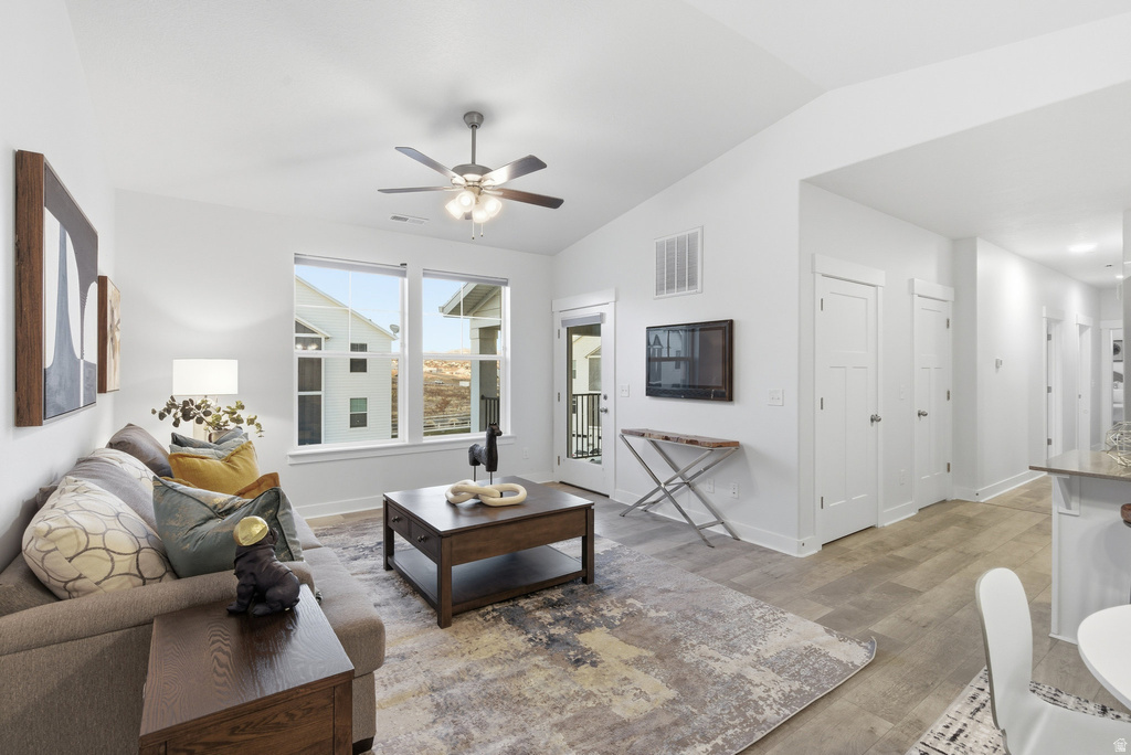 936 W BIG BEN LN #301 Saratoga Springs, UT 84045