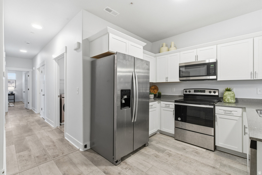 936 W BIG BEN LN #301 Saratoga Springs, UT 84045