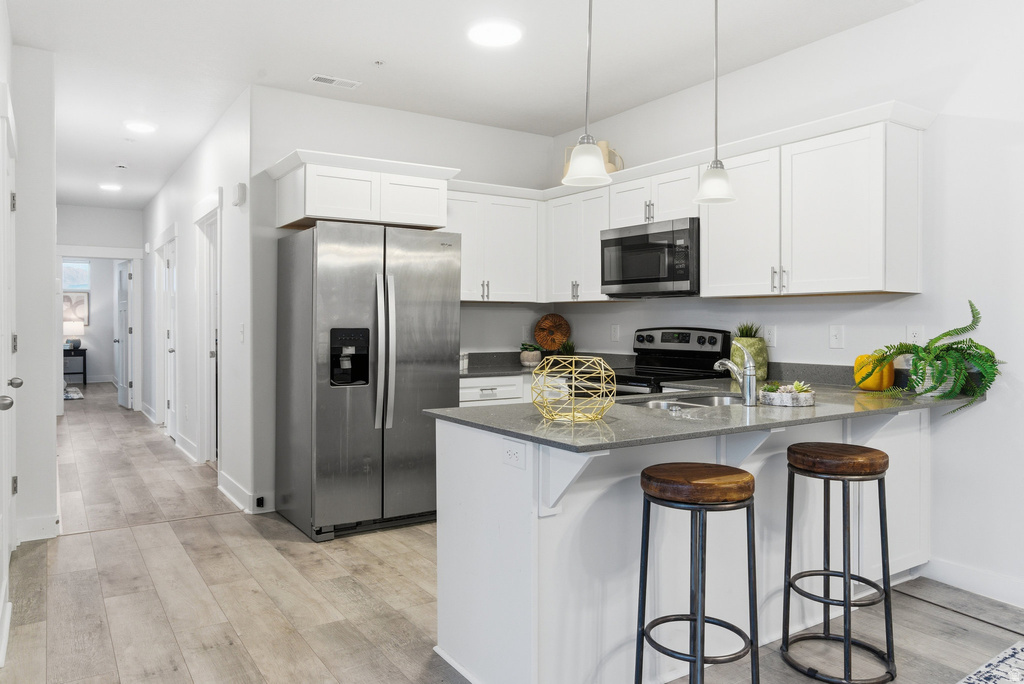 936 W BIG BEN LN #301 Saratoga Springs, UT 84045