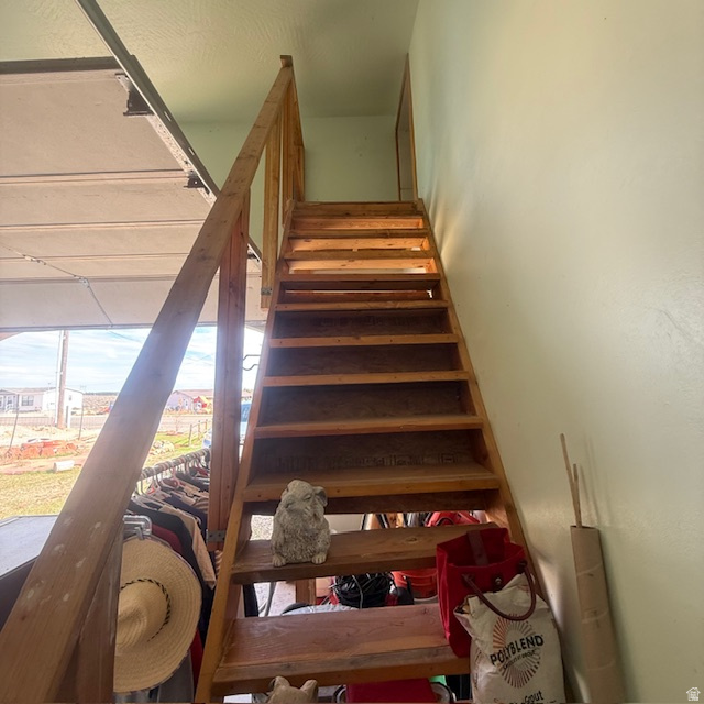 256 S 300 E Blanding, UT 84511